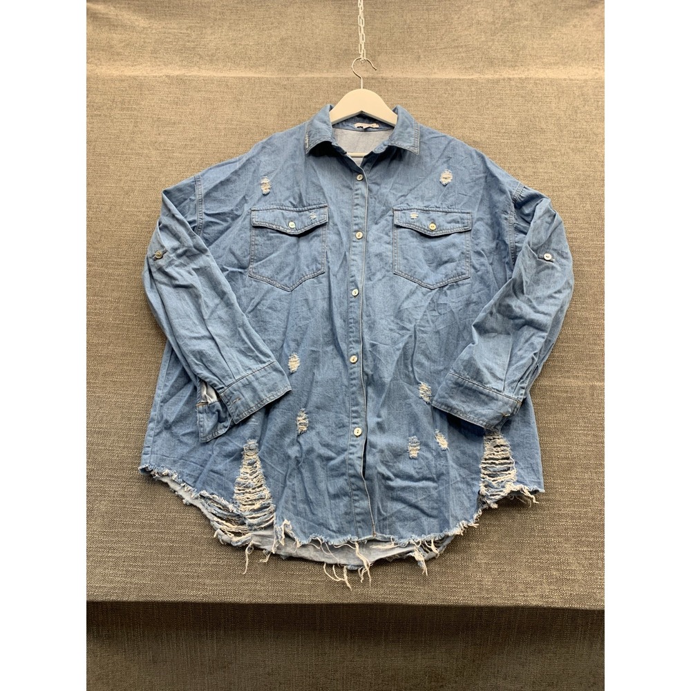 White Birch Shirt Womens Large‎ Blue Denim Distressed Back Box Raw Hem Button Up